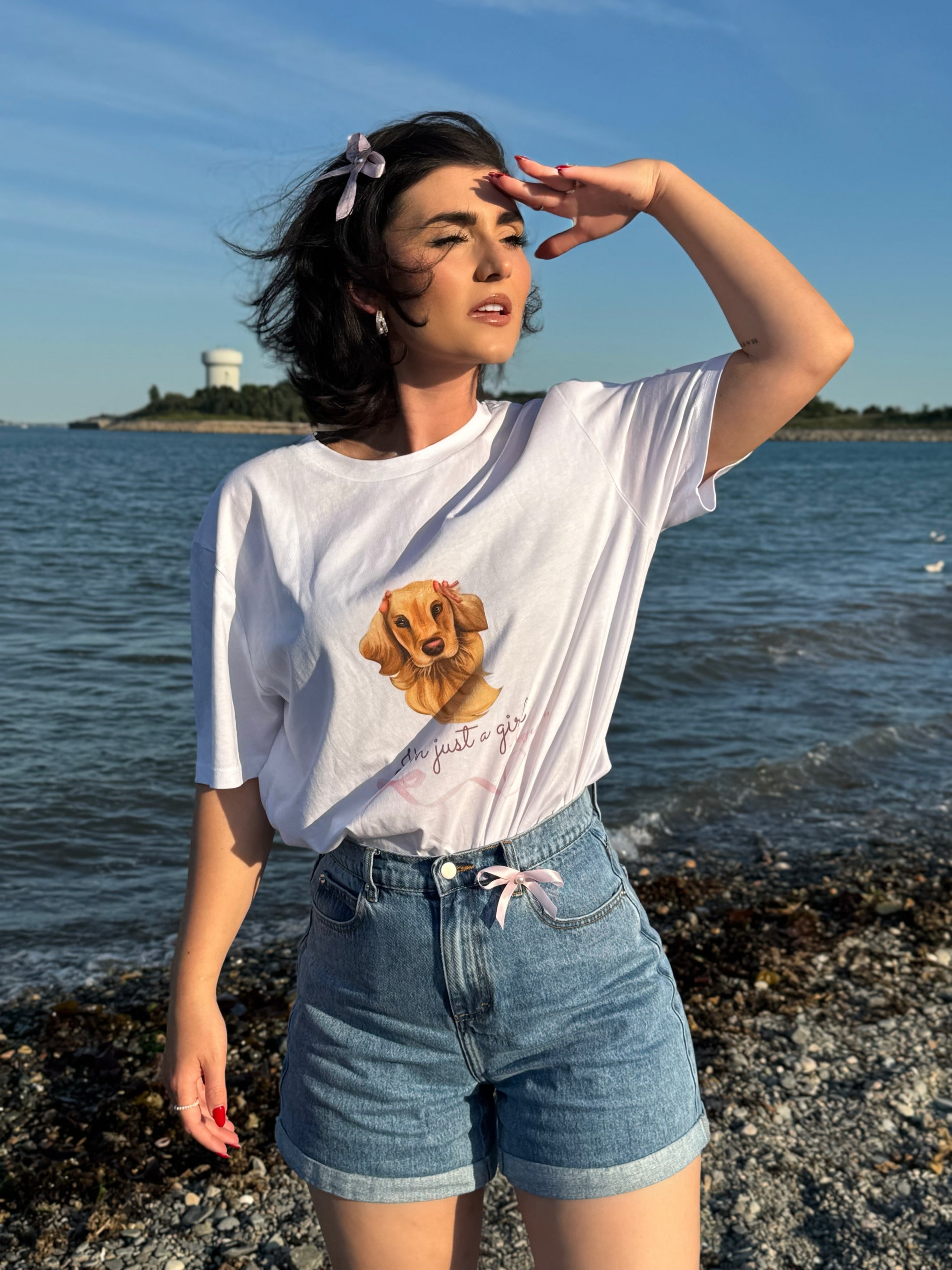 The Hazel Bear Everyday Tee🌿👕 🎀